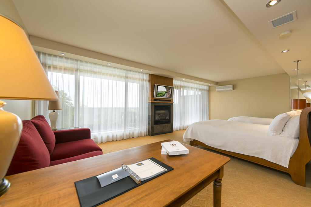 Relais & Chateaux Auberge La Pinsonniere ลามัลแบ ห้อง รูปภาพ